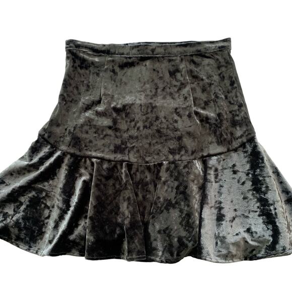 Coco + Jaimeson Silver Gray Crushed Velvet Flounce Mini Skirt Medium - Picture 8 of 10